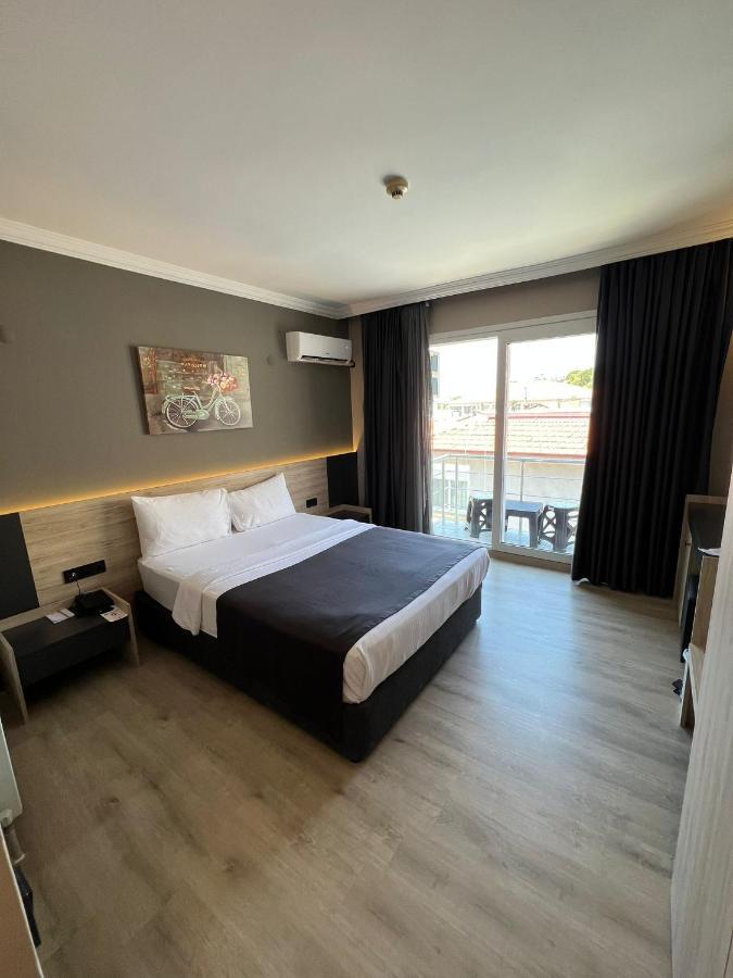 Grand Faik Hotel Cesme Exterior photo