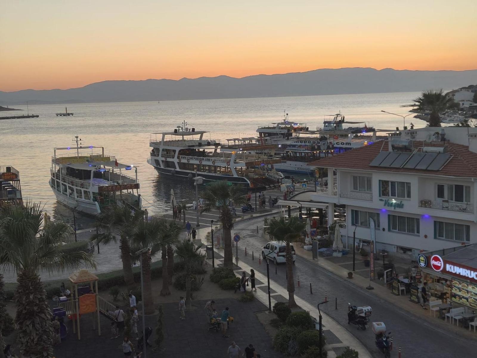 Grand Faik Hotel Cesme Exterior photo